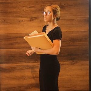 Meet your Posher, Sharon